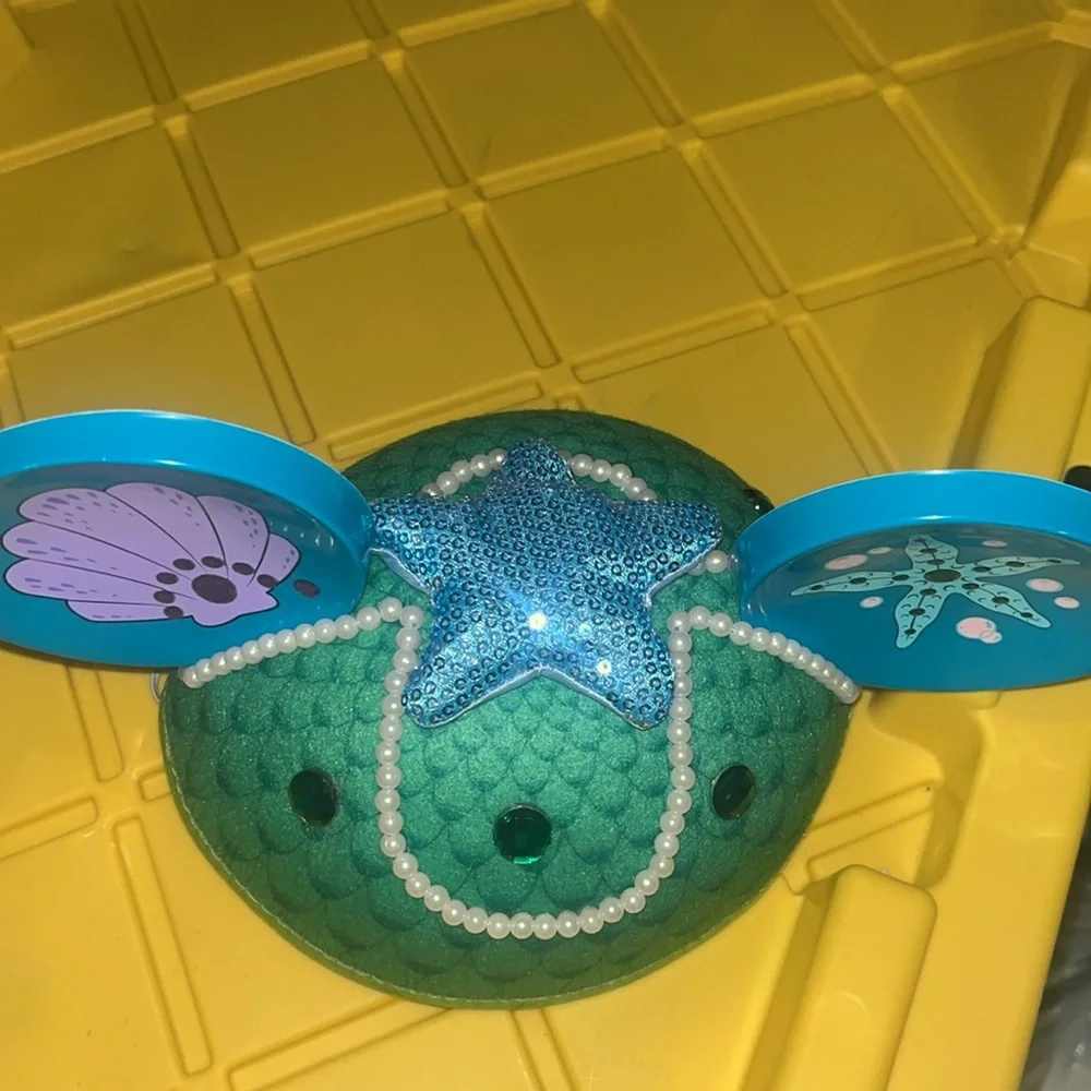Disney park little